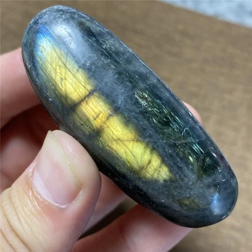 46g Raw NATURAL Rainbow Labradorite Stone QUARTZ CRYSTAL Palm Reiki Healing A182