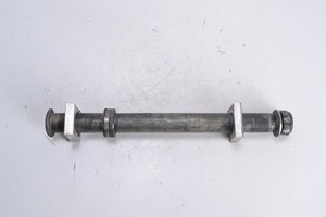 Hinterradachse YAMAHA TDM 900 2002-2012