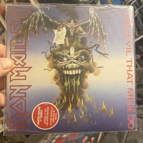 IRON MAIDEN - The Evil That Men Do / Prowler '88 - 7" Vinyl Record -