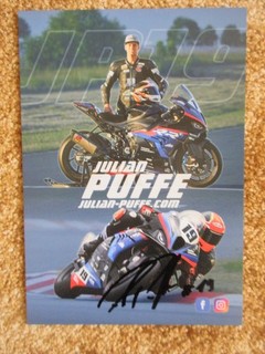 Julian Puffe signierte Autogrammkarte