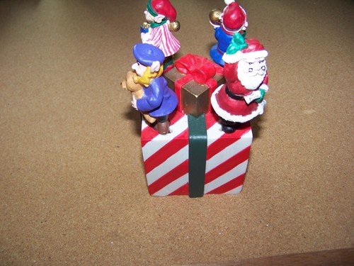 4 spreading knife Christmas character gift box package set Xmas Santa & Elves