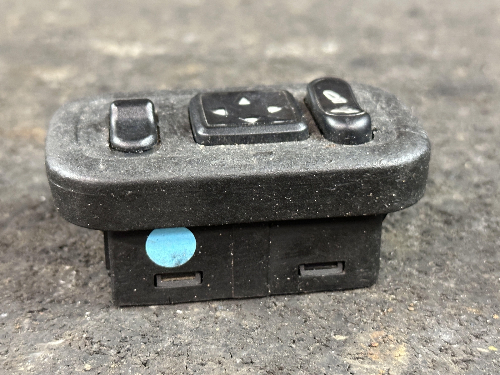 02-06 MASERATI SPYDER DRIVER LEFT SIDE VIEW MIRROR SWITCH