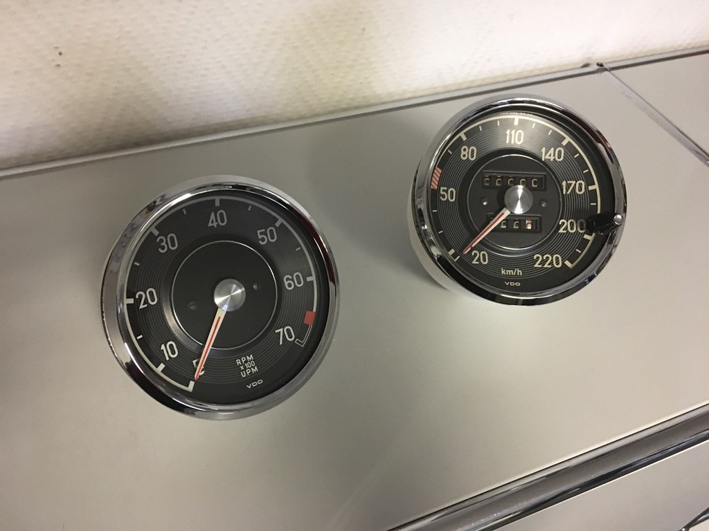 NEU Mercedes-Benz W113 VDO Tachometer + DZM Drehzahlmesser 