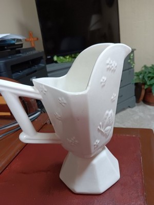 Hull Art White Pitcher Flowers Butterfly 8 1/2 X 8 Excellent #48 & 56 On Bottom