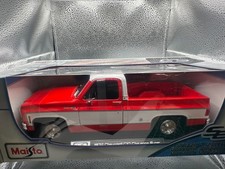 New & Sealed Maisto 1:18 Special Edition 1974...