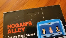 Hogan's Alley Nintendo NES CIB sin perforar barra colgante 5 tornillos EXCELENTE VIDEOJUEGO