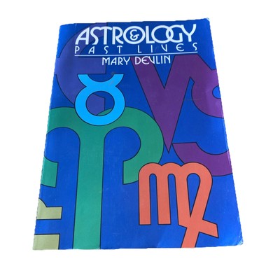 Vintage  Astrology & Past Lives  [Paperback] Devlin, Mary - 1st Printing 1997 VG