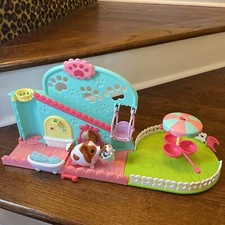 Chubby Puppies Friends Pet Fun Center Playset w/ Dog And Puppy