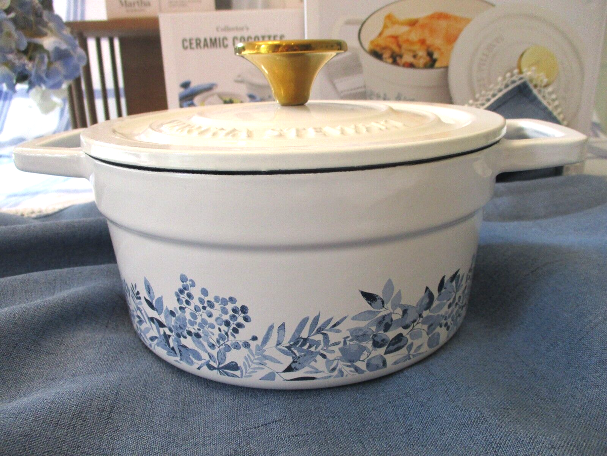 MARTHA STEWART English Garden QT Cast Iron Dutch Oven Blue