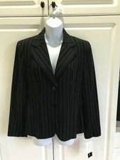 NEW Women  s Jones New York Blazer size 8 Black with White lines