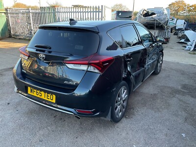 TOYOTA  AURIS 1.6 DIESEL EXCEL HATCH GREY BREAKING SPARES WIPER ARMS