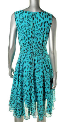 rachel green leopard dress title Rachel is "spotted" looking stunning in our new Melissa leopard print dress Lovely photo from Rachel North & and her husband David Clapp What other styles do you want