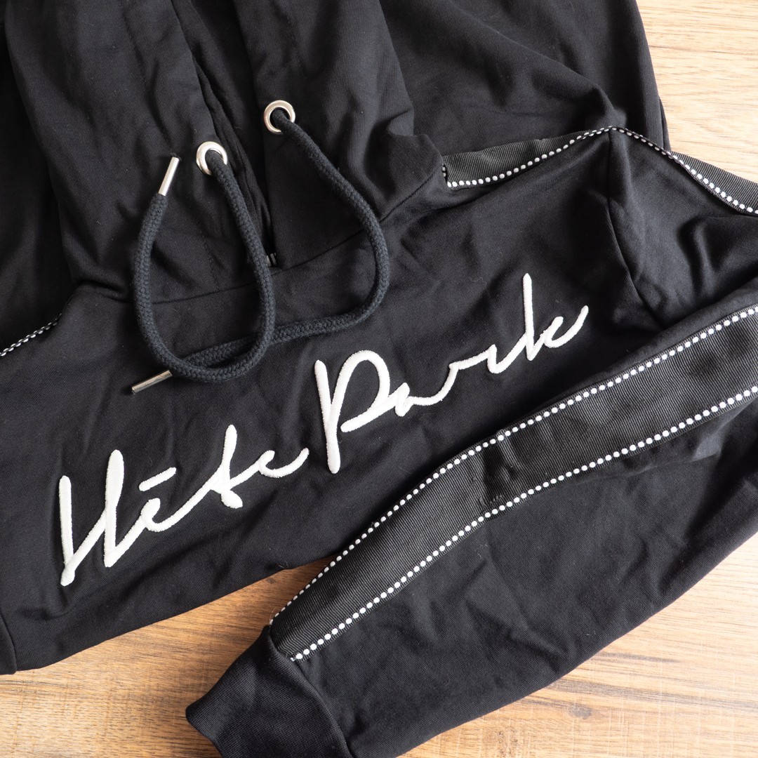 Hite Park Black Long Sleeve Size S Hoody Pre-Owned image 7