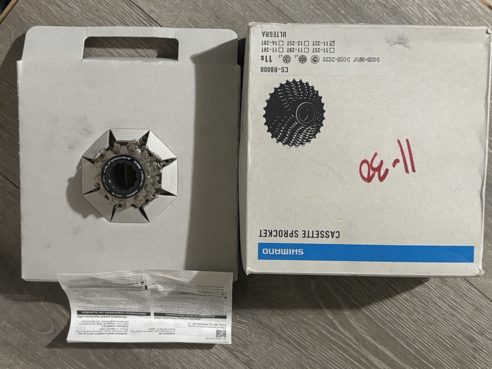 New Shimano Ultegra CS R8000  11 speed Cassette 11-30