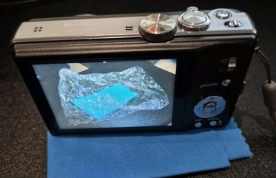 Panasonic DMC-TZ18 シルバー 中古品 Panasonic LUMIX DMC-TZ18/DMC-ZS8 14.1MP Digital Camera - Black for
