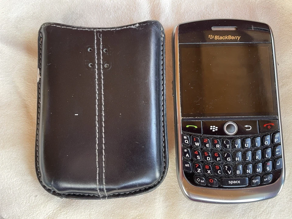 BlackBerry Con Custodia Originale - Immagine 2 di 4