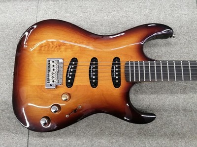 (WASHBURN) X-33 Used Alder body Maple neck Rosewood fingerboard Sunburst Gigcase
