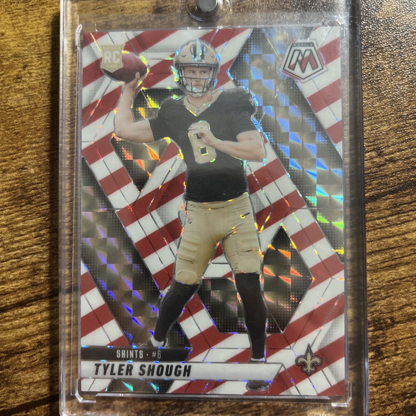 2025 Panini Mosaic Tyler Shough (RC) #312 Red & White Stripe Prizm Saints  