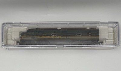RARE NIB N Life-Like 7174 EMD E8A Locomotive CUSTOM PAINT Maine Central #709