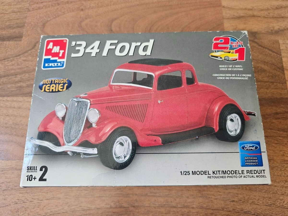 AMT Ertl 34 Ford 1:25 Model Kit Nostalgic Series Skill Level
