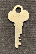 Original AMCO Advance Machine Company D-26 Gumball or Peanut Machine Padlock Key