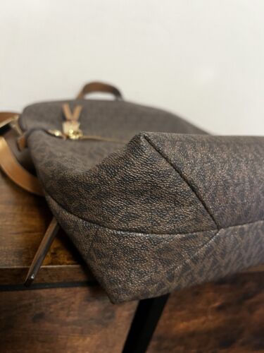 Michael Kors Rucksack Rhea mittelgroß braun Signature Top Handle - Bild 9 von 10