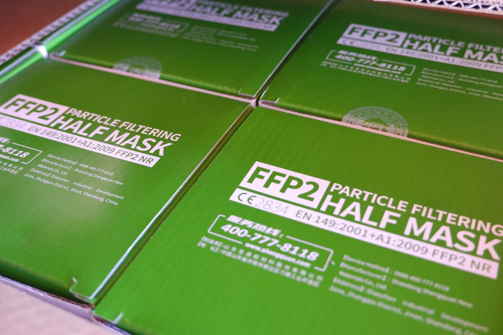 BOX of 640 Disposable Particle Filtering Half Face Masks FFP2 NR CE Certified.
Opens in a new window