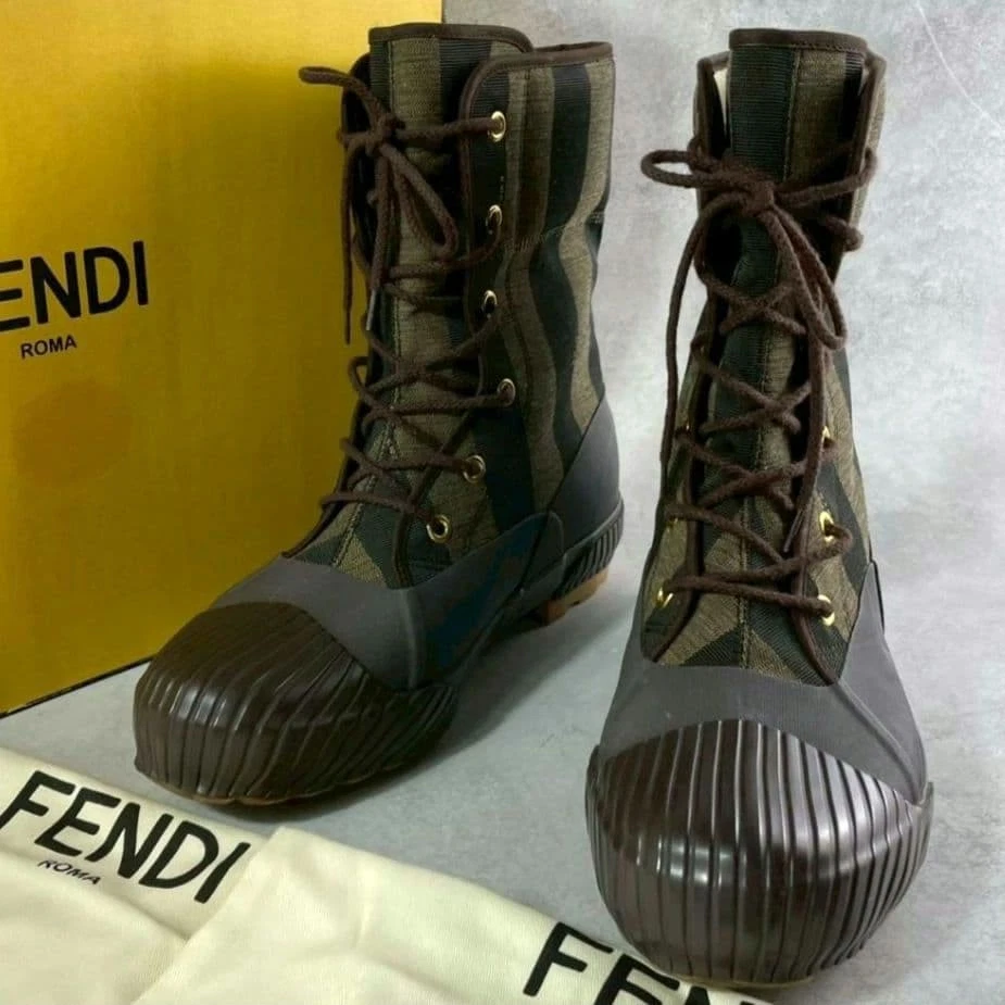 Fendi Boots for Men for Sale - Shop New & Used Men display picture 1