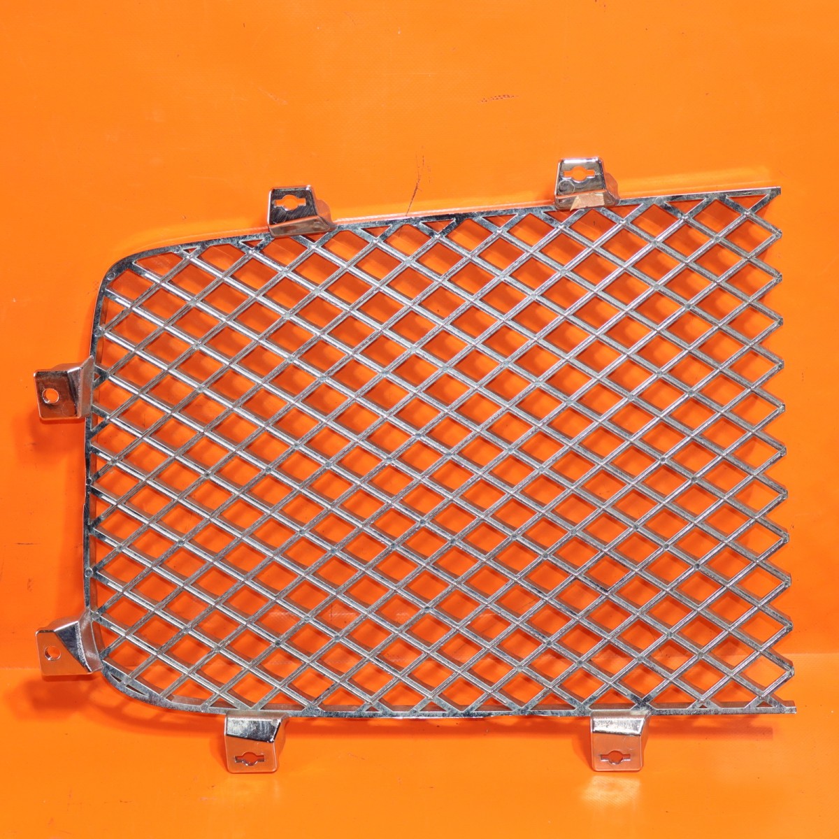 Bentley Flying Spur S 2015-2019 Right Bumper grille P/N 4W0853684