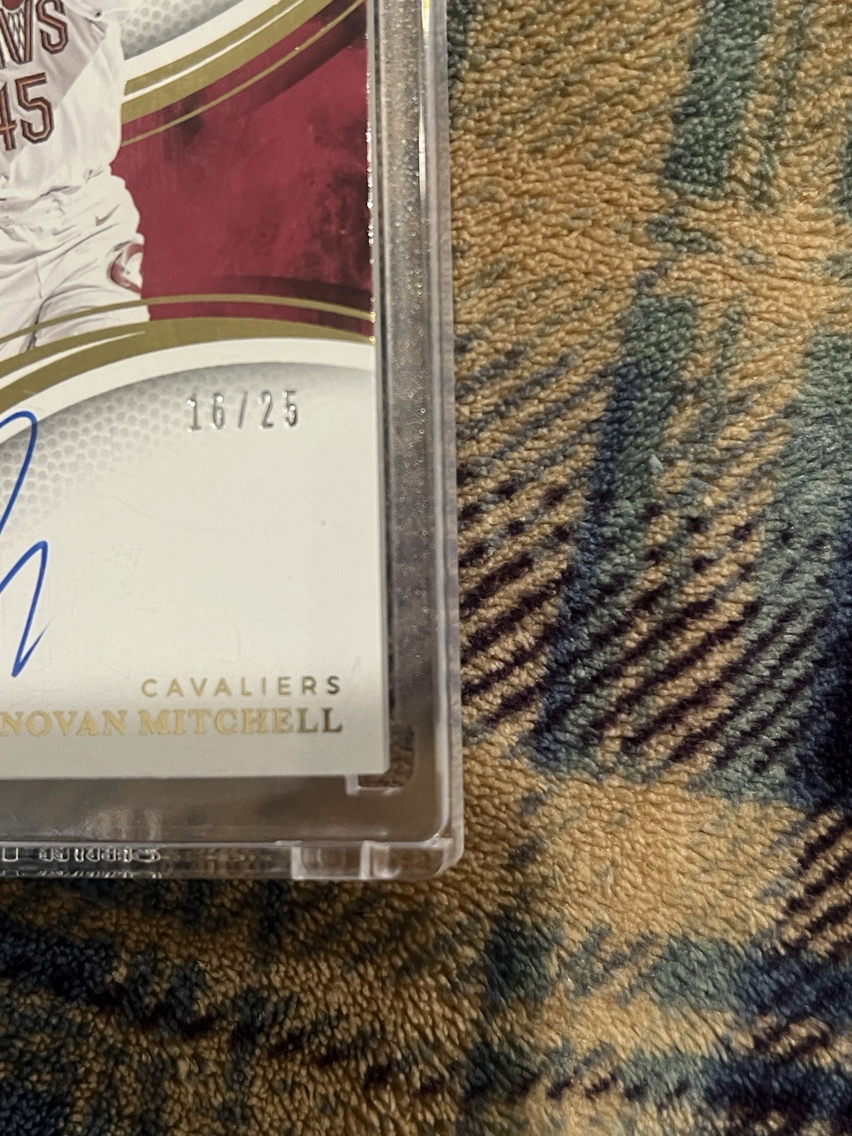 2024-25 Panini Immaculate Basketball Donovan Mitchell Auto /25 Cavaliers INK-DMT view 13