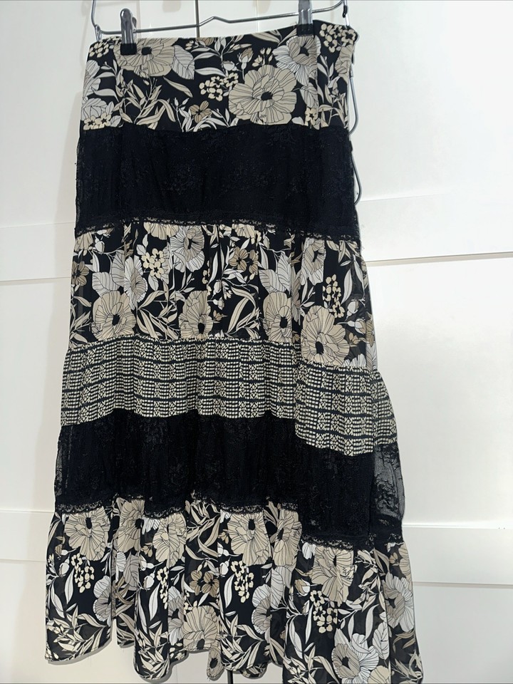 Bandolino Size 4 Whimsy Fairycore Maxi Skirt Floral