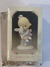 Precious Moments  Jesus Loves Me  Figurine Enesco Box Tag 455792 NEW