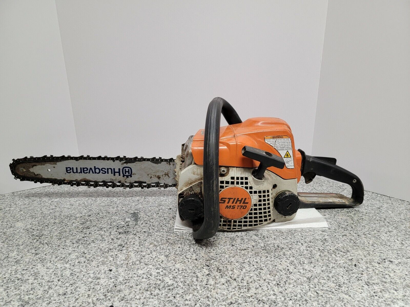 STIHL MS170 Gas Powered Chainsaw w/ 14 Bar & Chain, Works Great