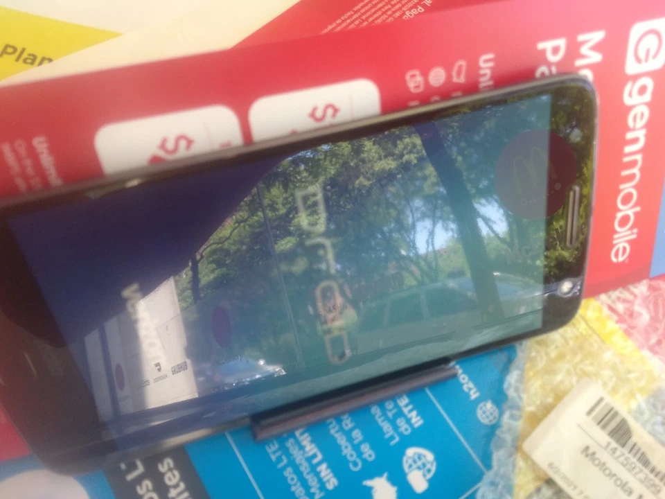 EXCMOTOROLA ZDROID JBLSOUNDBST H2O ATTPLAN 2MOS Snapdrag820 HOMESYST FF|YT SETUP - Image 3 of 4