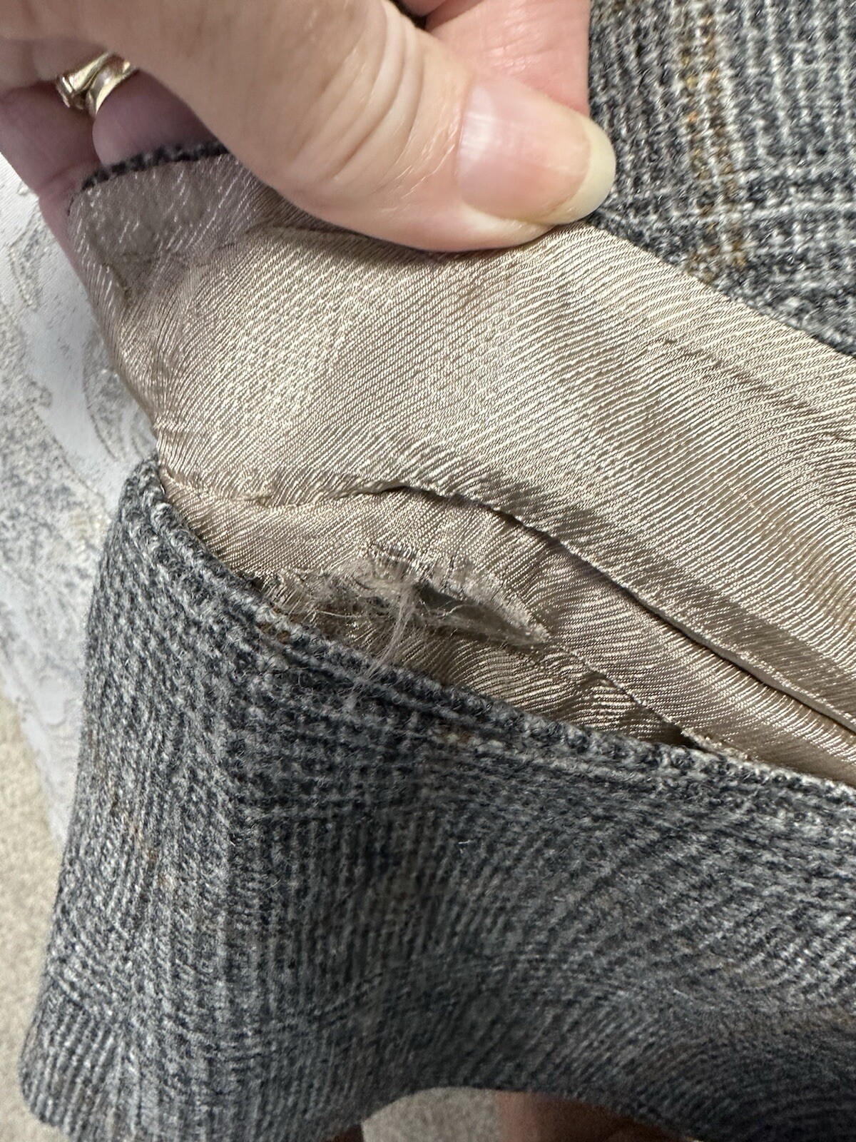 Stylish ZARA Basic Wool Blazer Women’s Size Large… - image 10