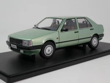 Mitica Fiat Croma 2.0 Turbo IE green met. ceylon 359 - 1988 1/18 201004-D