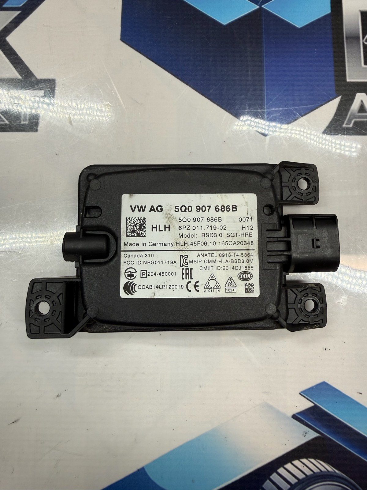 2014-2018 VOLKSWAGEN PASSAT/JETTA BLIND SPOT DETECTION MODULE 5Q0907685B OEM