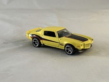 Hot Wheels 1970 Camaro 2014 Muscle Mania Yellow Mc5s Hot Wheels 1970 Camaro 2014 Muscle Mania Yellow Mc5s