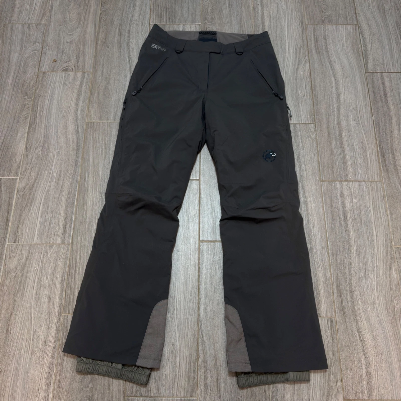 Mammut DRYtech Ski Pants Women’s Size 10/40 Ajungilak OTI Insulation Snowboard
Opens in a new window