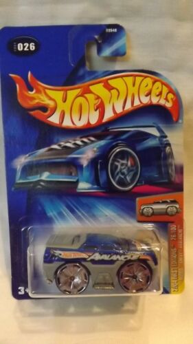 2004 First Edition Hotwheels Blings Chevy Avalanche 26/100 Card # 026 1/64  Scale