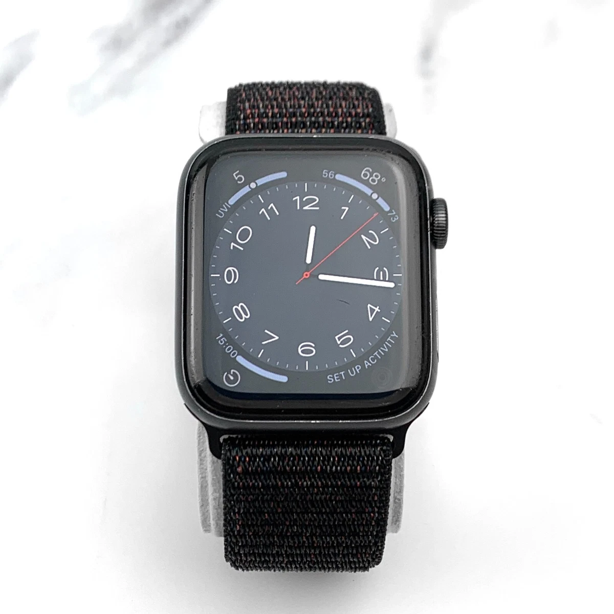 Apple Watch Series 6 44mm Space Gray Aluminum with Black Nylon