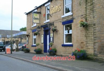 PHOTO  THE GRAPES A TRADITIONAL BUILD EX BODDINGTONS PUB ON HIGH STREET WEST WHI