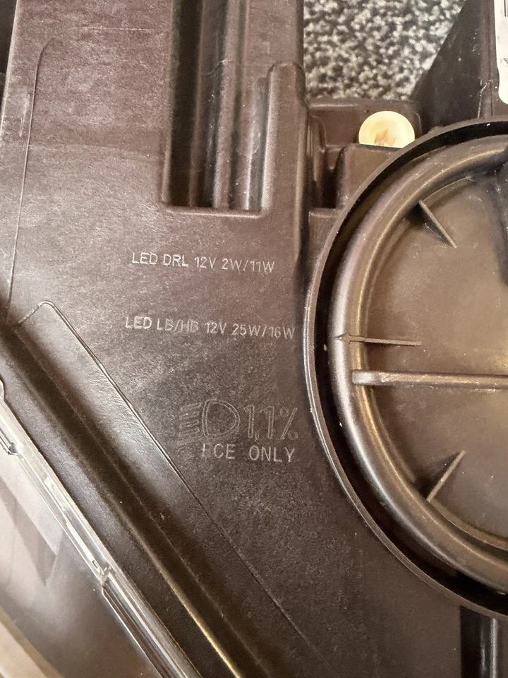 2019 Mini Cooper Countryman Right/Passenger Headlamp Part Number 63-11-7-441-318 - Image 3 of 4