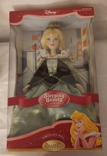 Disney Princess Sleeping Beauty Keepsake Porcelain Doll Brass Key Keepsakes 16"