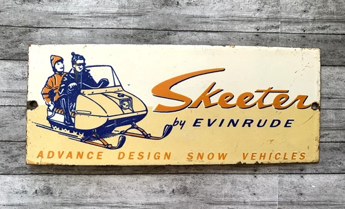 VINTAGE Skeeter EVINRUDE SALES SERVICE GAS PUMP STATION GASOLINE PORCELAIN SIGN