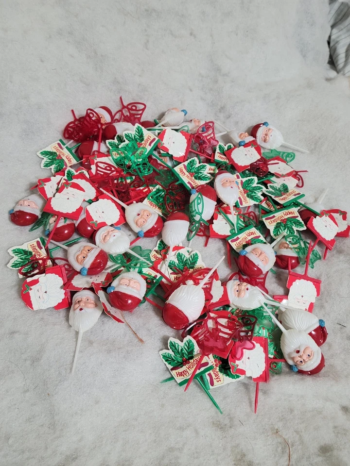 Gran Lote De Colección Taza Pasteles Selecciones Papá Noel/Campanas Plástico Sin Marca Foto 3 de 4