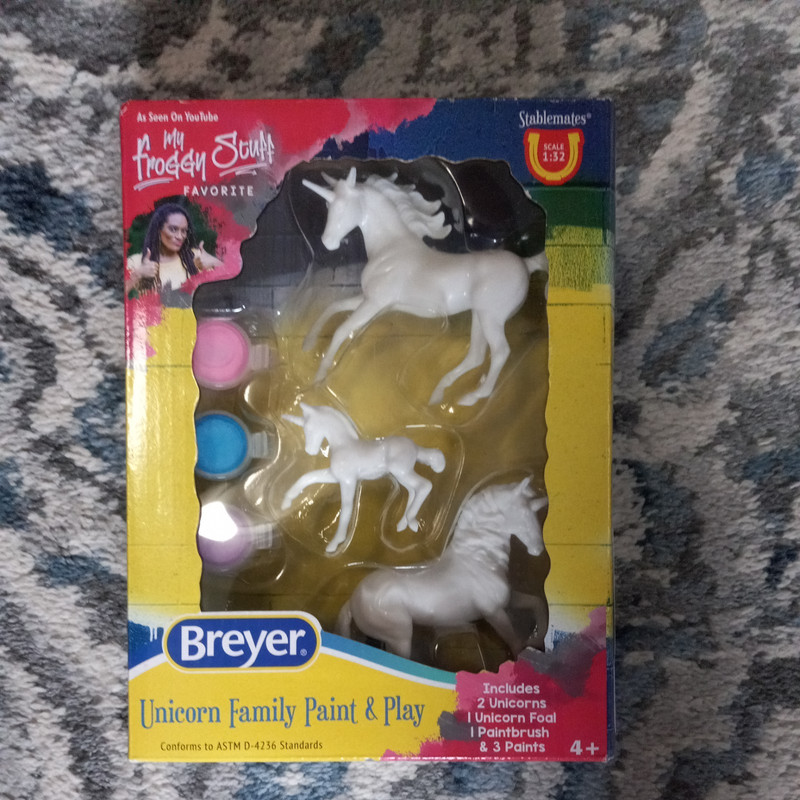 Breyer Stablemate Unicorn Family Paint & Play Set - New In Box