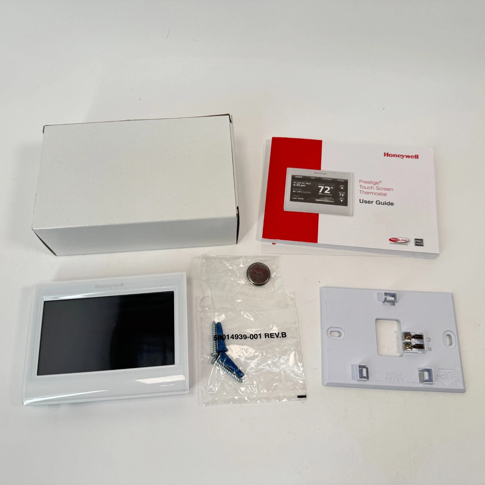 Honeywell Prestige HD 7-Day Programmable Thermostat (THX9421R5021WW) NEW