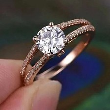 2Ct Round Cut Lab Created Diamond Women's Wedding Ring 14K Rose Gold Plated