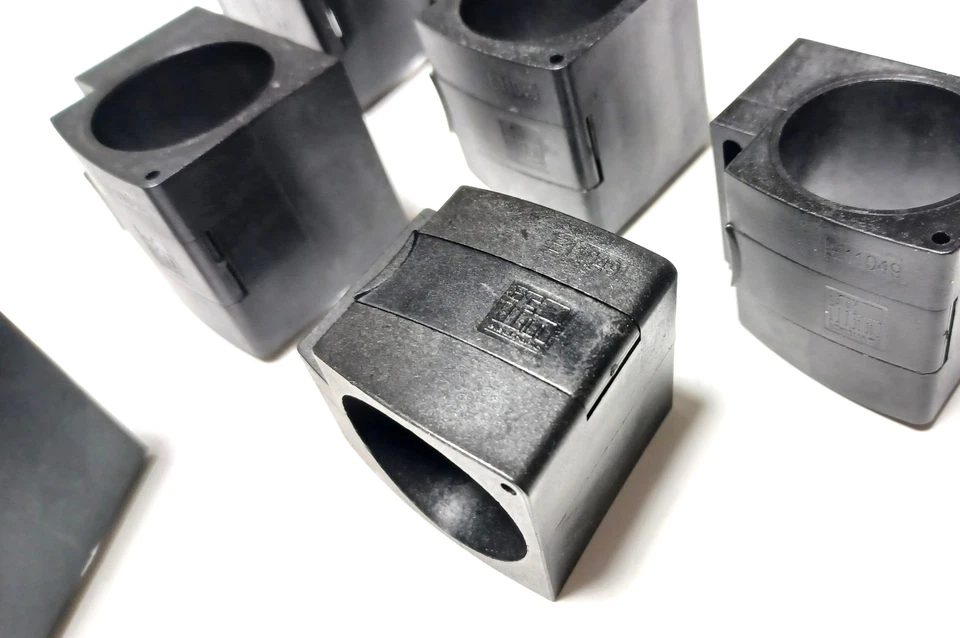 IFM Efector E11049 30mm Proximity Sensor Snap Clamp Mounting Bracket - 6 - New - Image 2 of 3